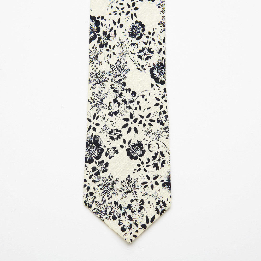 Prussian Floral Tie