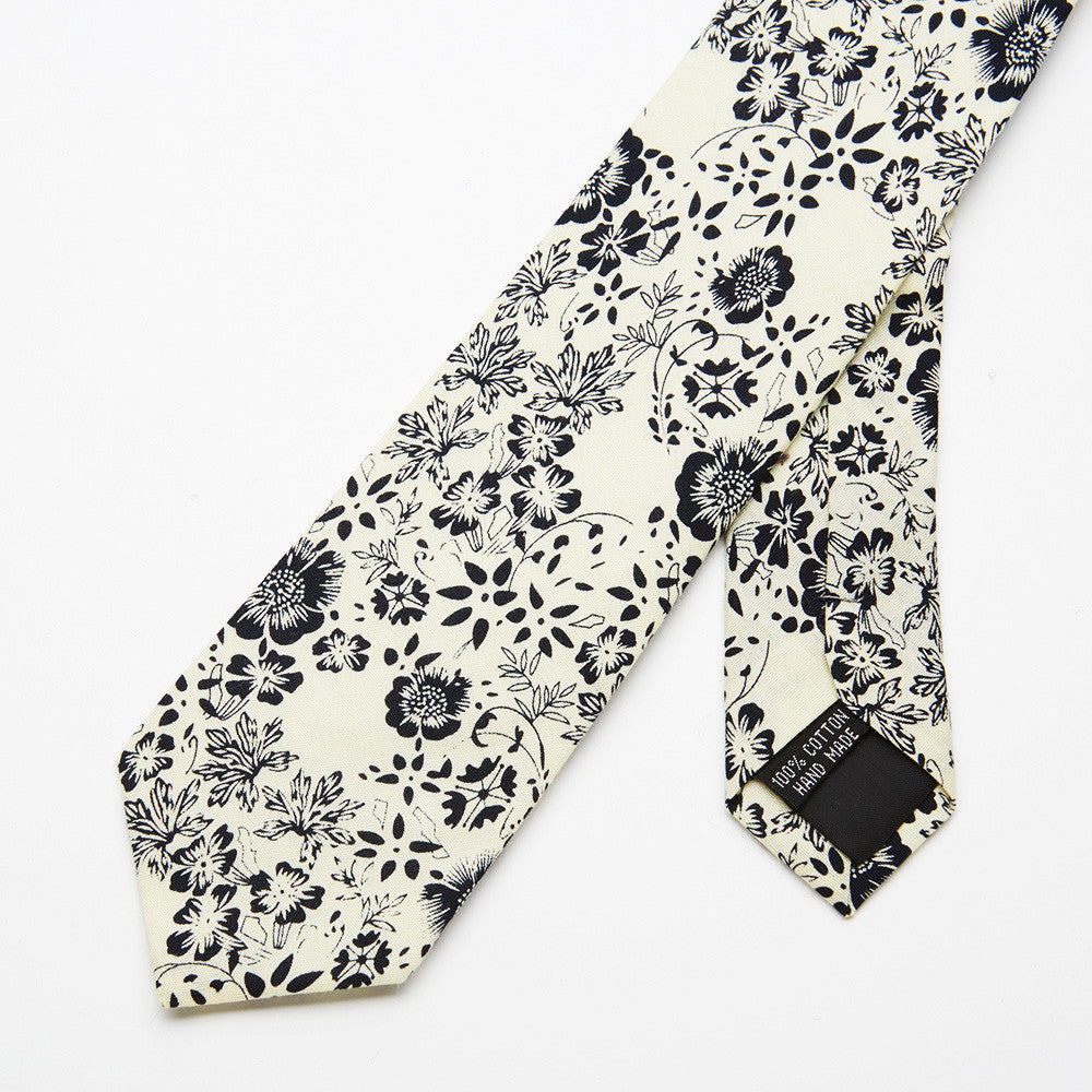 Prussian Floral Tie